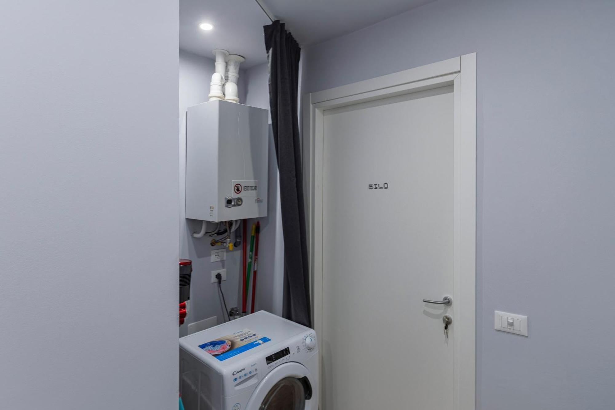 Casa Monti - Pavia City - By Host4U المظهر الخارجي الصورة