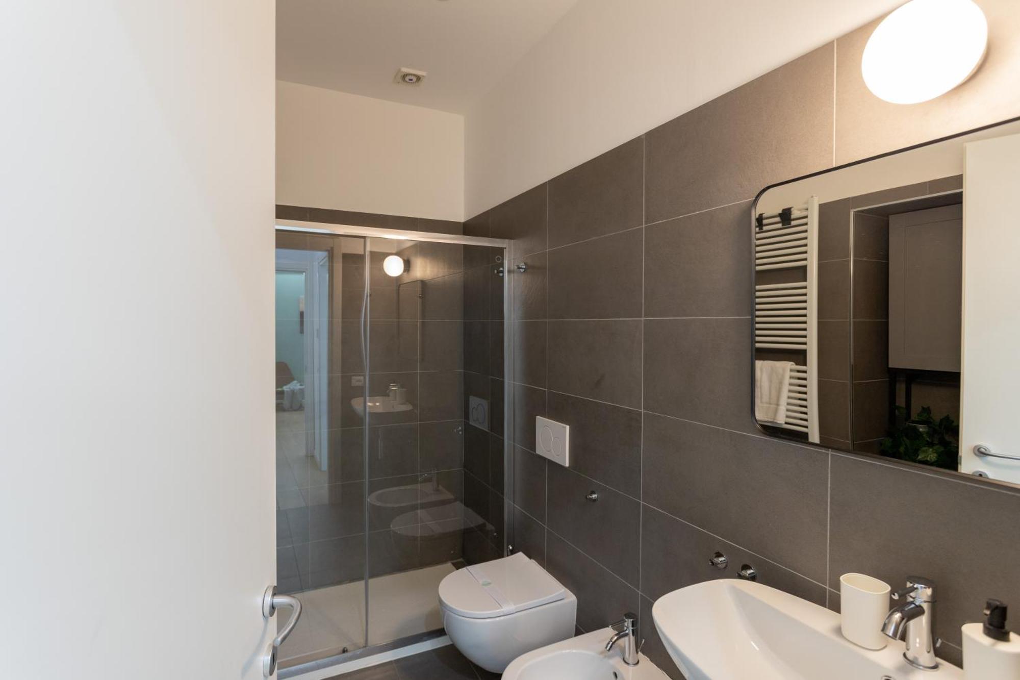 Casa Monti - Pavia City - By Host4U المظهر الخارجي الصورة